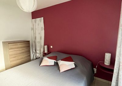 Chambre double fond rouge